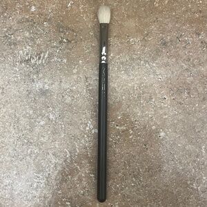 MAC Cosmetics 217 Discontinued Eye Blending Brush